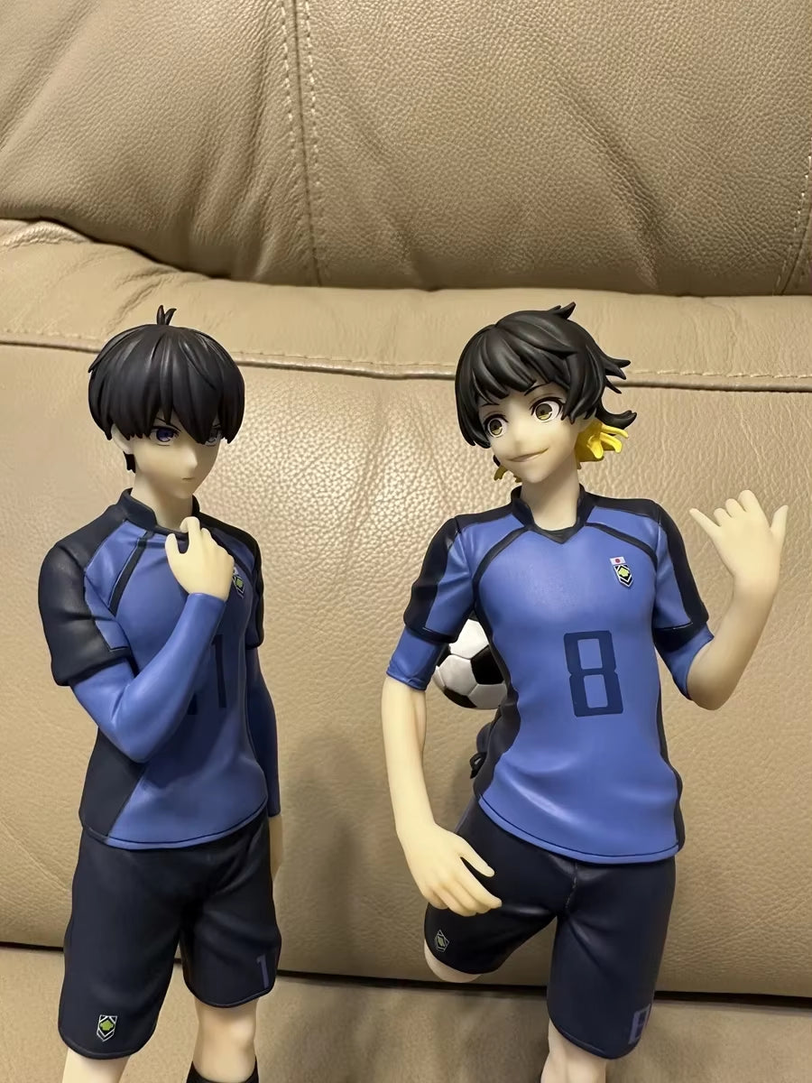 17Cm Blue Lock Anime Figure Forward Isagi Yoichi Action Figure Japanese Football Boy Figurine PVC Adult Collection Model Toys