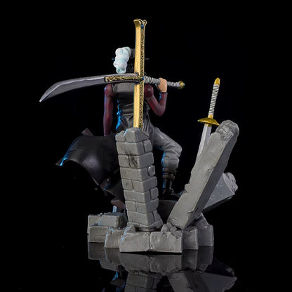 14CM ONE PIECE Anime Figures Dracule Mihawk Top Decisive Battle Action Figure PVC Model Toys Collection Ornaments Doll Fans Gift